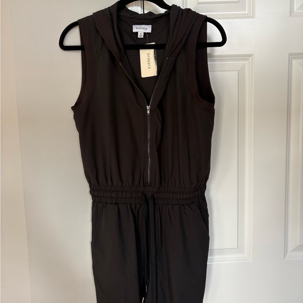 Evereve Black Sleeveless Romper